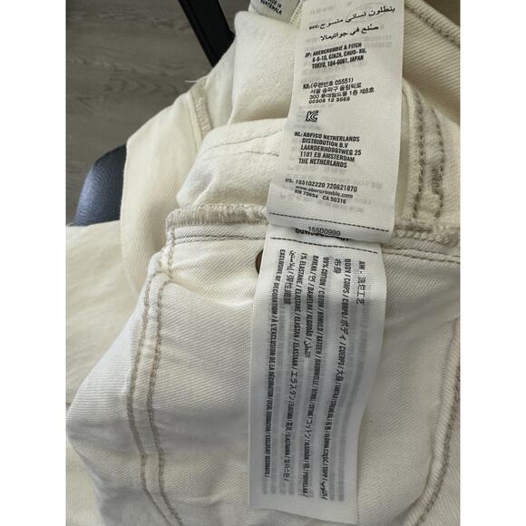 Abercrombie Fitch The 70's Vintage Flare Ultra High Rise Jeans Size 26 - Picture 7 of 10